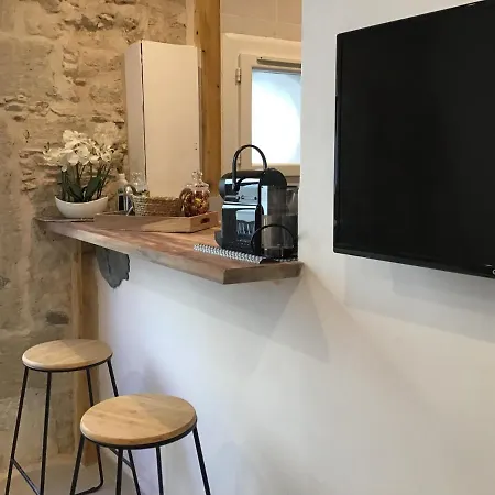 Loft Avec Beaucoup De Cachet Centre Historique Appartement Montpellier